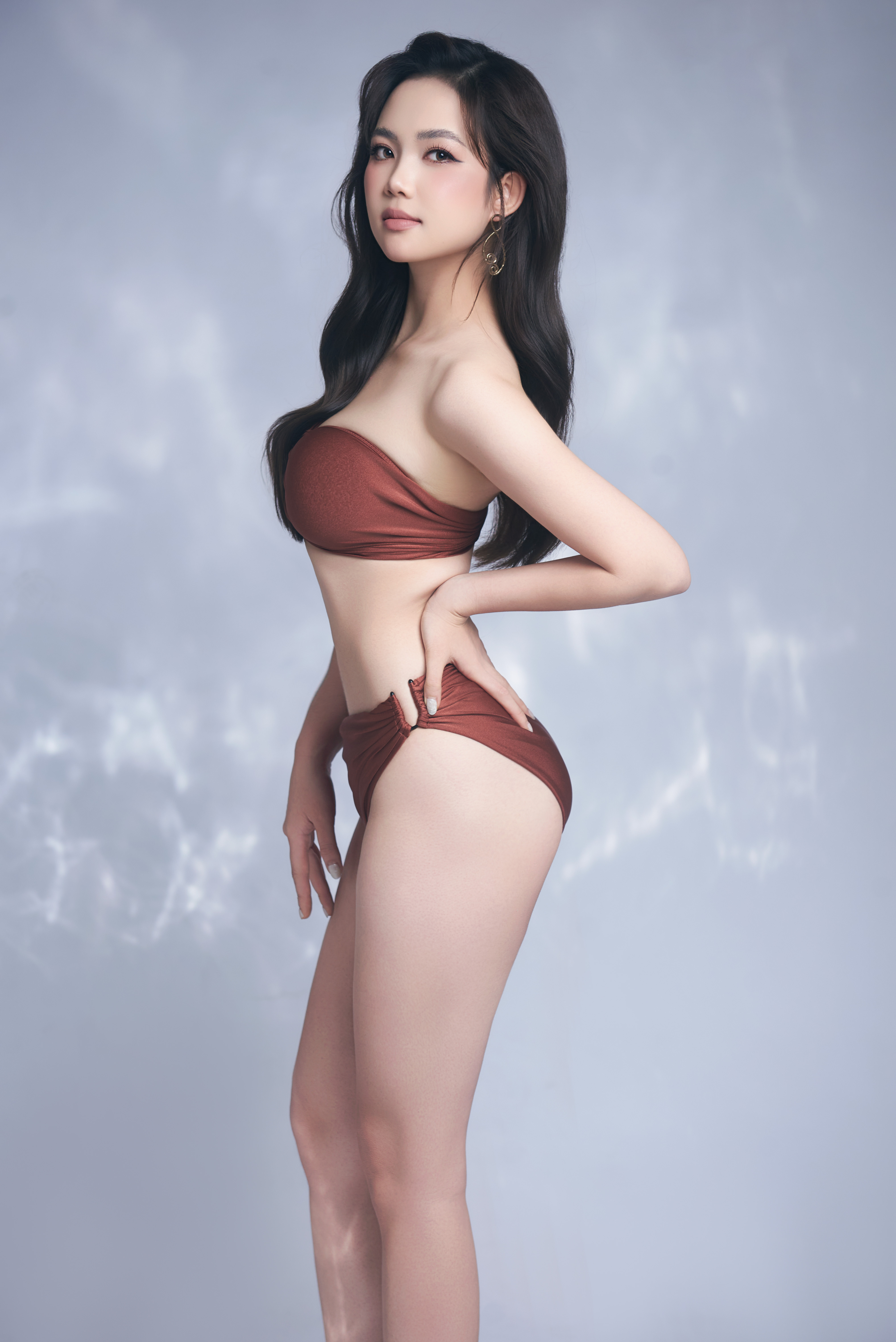 /UserFiles/miss/miss2025/05 - Nguyễn Thị Ngọc - Cen Invest/DSC_2292.jpg